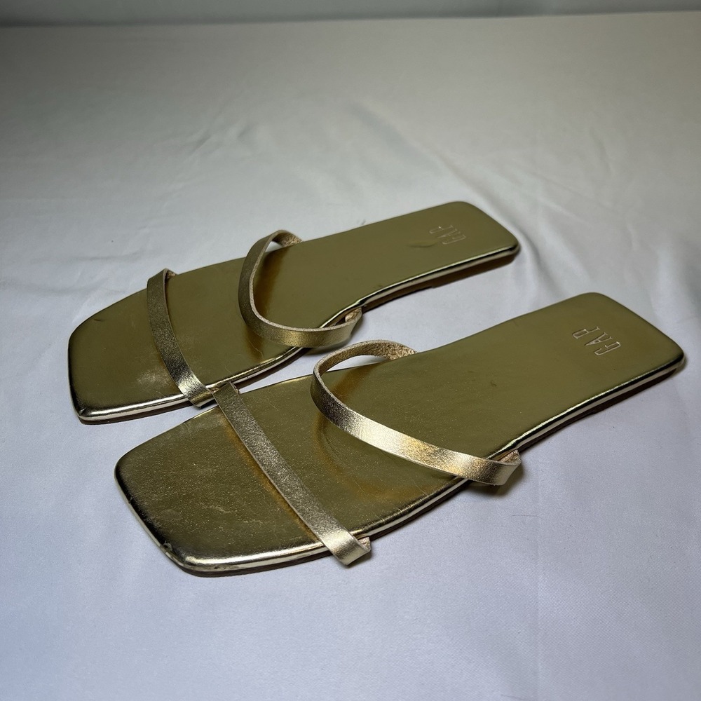 GAP Double Strap Flat Light Metallic Pale Gold Faux Leather Slides Sz 7.5 Sandal